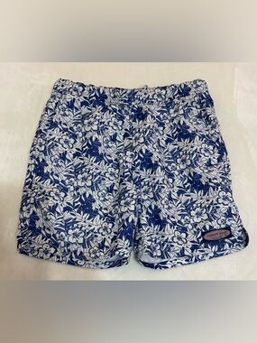 Vineyard Vines Blue & White Floral Swim Shorts